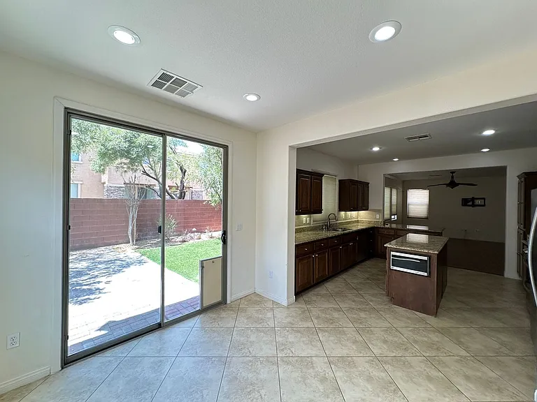 5523 Candle Pine Way — Photo 10