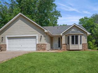 2578 Cypress St, Saint Paul, MN 55109