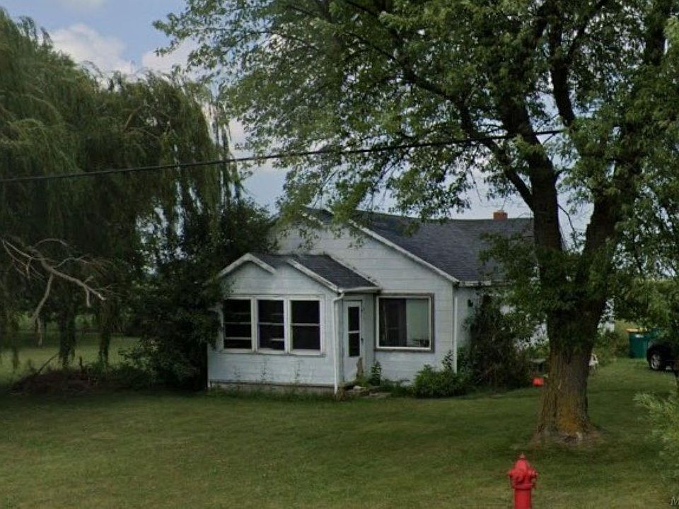 1st image of 991 S Tuscola Rd