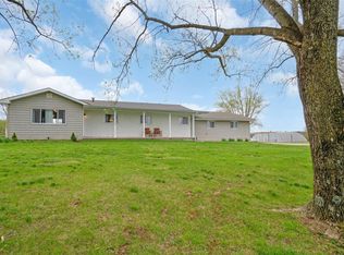 102 Dinosaur Dr, Berger, MO 63014