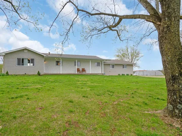 102 Dinosaur Dr, Berger, MO 63014