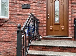 1018 E 38th St #1F, Brooklyn, NY 11210