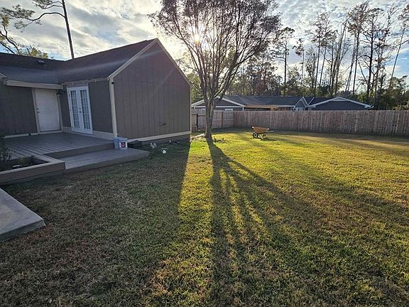 5th image of 805 Par St