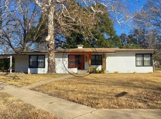 3601 E Brookview Dr, Waco, TX 76710