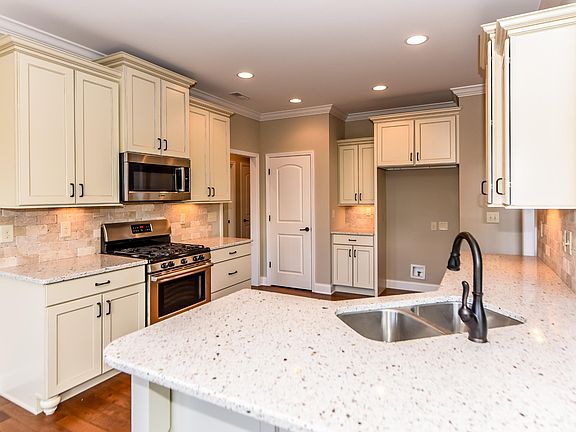 4th image of 128 Stone Dr Lot 91