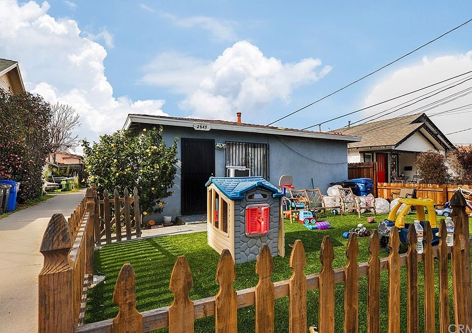 1st image of 2643 Pirtle St