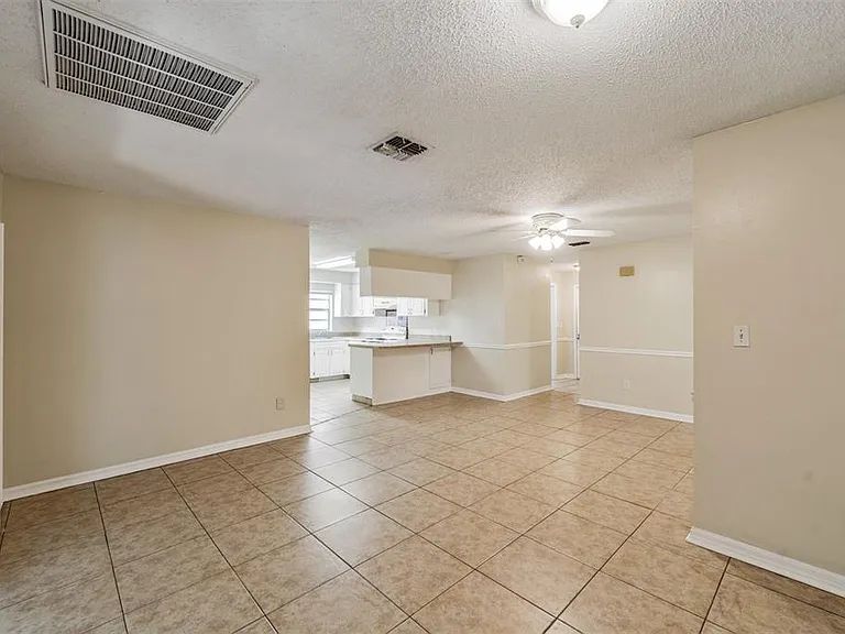 9616 N Oklawaha Ave #1/2 — Photo 23