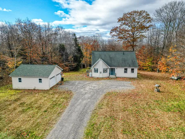 476 Smithfield Road, Oakland, ME 04963