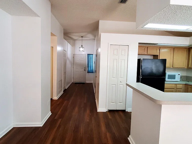 1122 Radis Pl — Photo 12