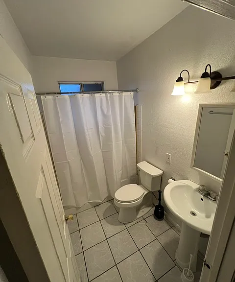 4424 Alumni Ave — Photo 4