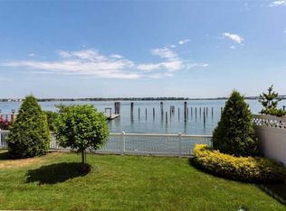 15083 Powells Cove Blvd, Whitestone, NY 11357