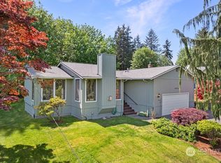 13026 Robinhood Ln, Snohomish, WA