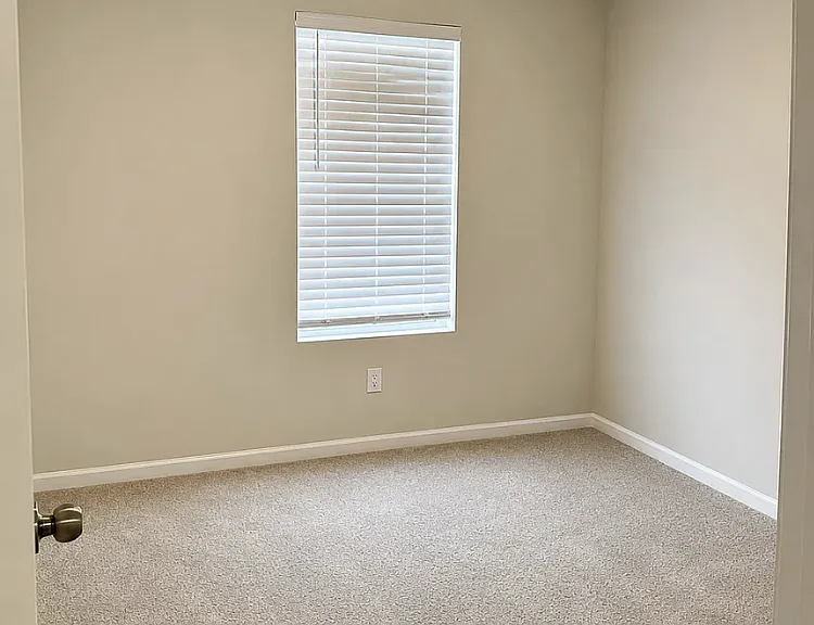 166 Brentwood Dr #101 — Photo 12