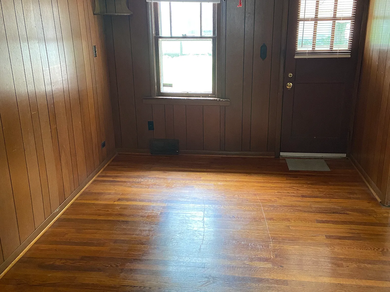 3 bed, 1272 sqft, $1,500 — Photo 3