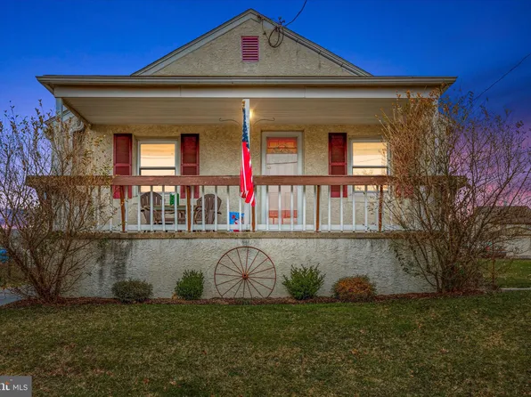 830 Grosstown Rd, Pottstown, PA 19464