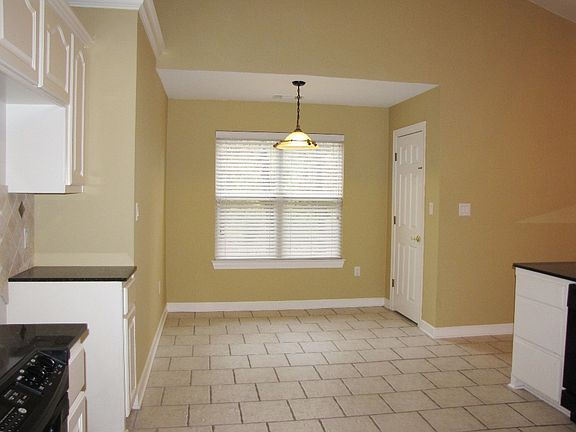 2nd image of 127 Jackie Dr
