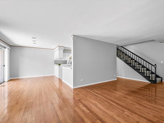 2nd image of 1709 Koehling Rd