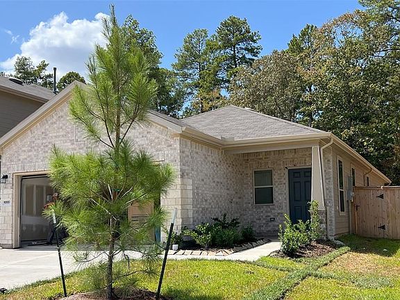 2nd image of 10557 Pineland Dr