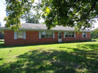 2201 Freemanville Dr, Atmore, AL 36502