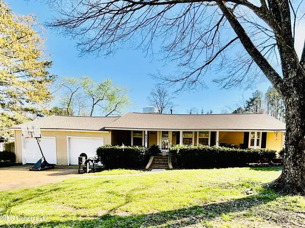 657 Eldorado Rd, Jackson, MS 39208
