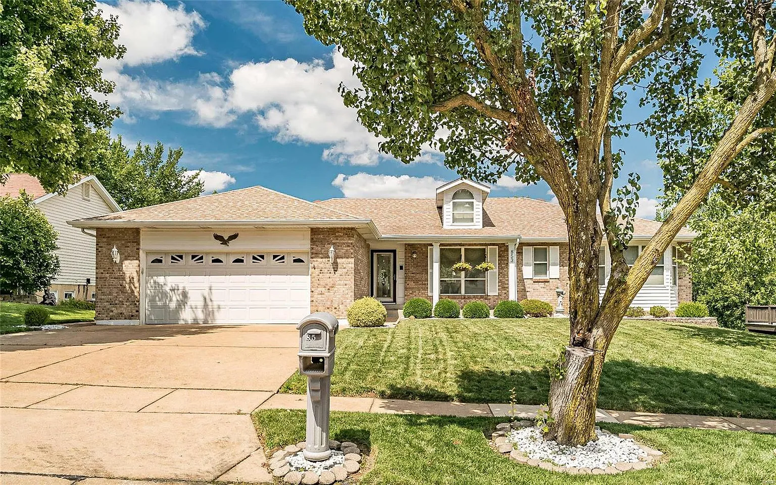 853 Villa Gran Way photo 1
