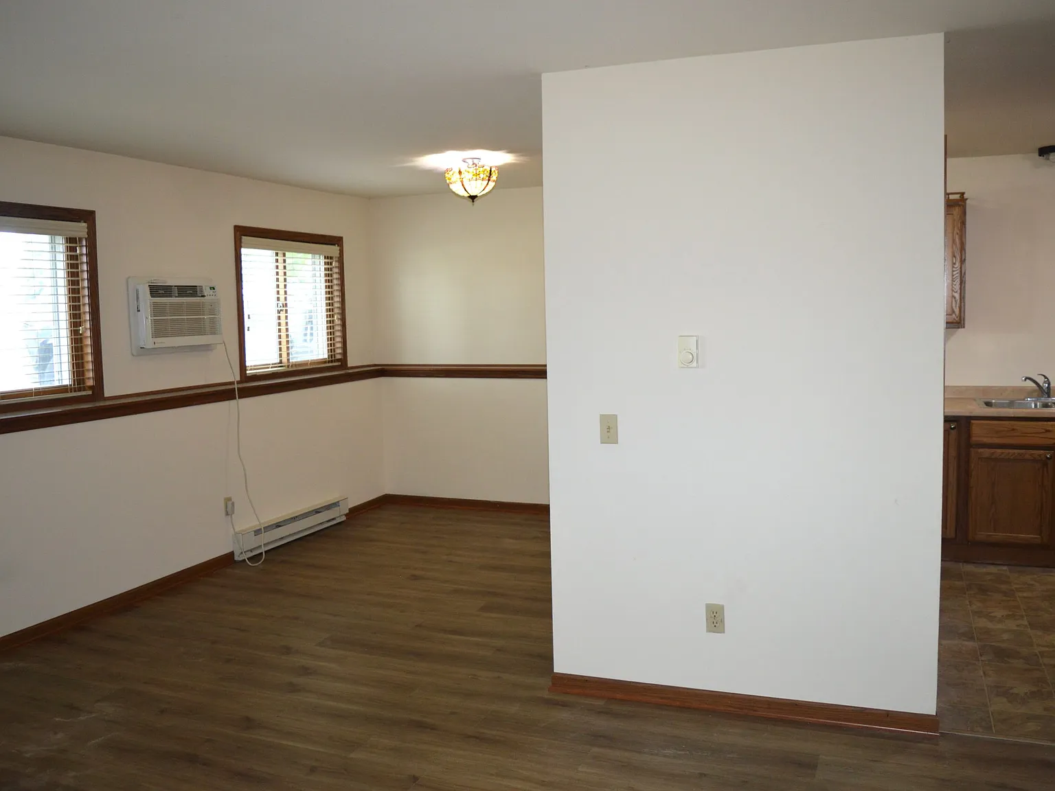 2 bed, 912 sqft, $1,495 — Photo 1