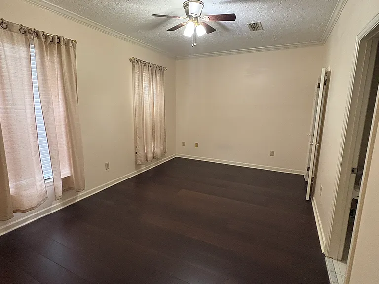 2041 Station Ct — Photo 6