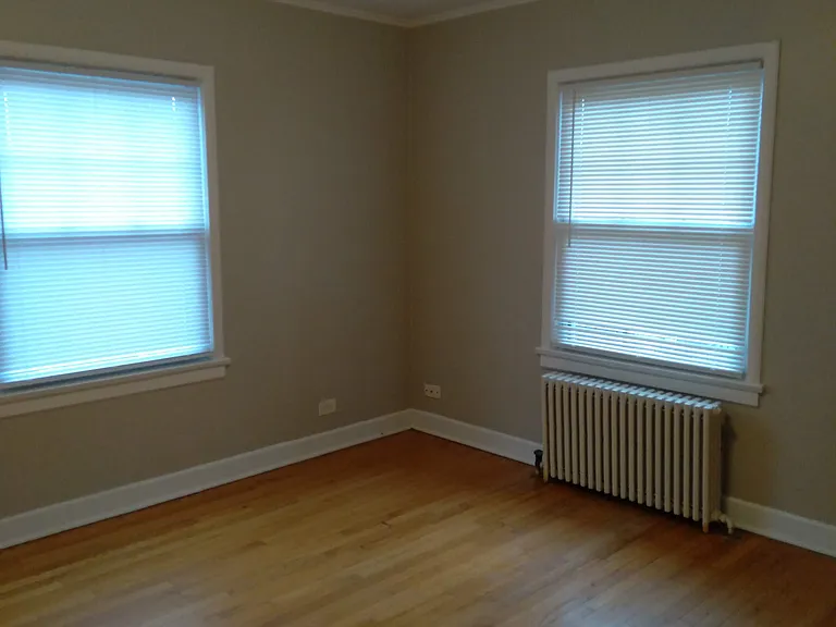 837 Mulford St #2 — Photo 6