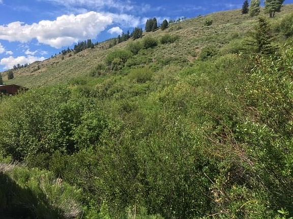 4th image of 184 Hillside Dr