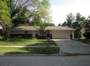 5092 Arbutus Rd, Rockford, IL 61107