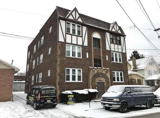 1682 Elbur Ave APT 10, Lakewood, OH