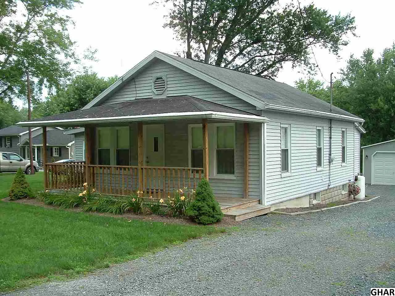 374 Juniata Pkwy E photo 1