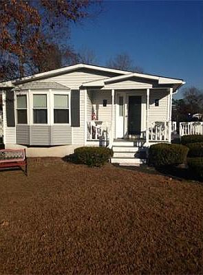 1st image of 2 Cedar Ln