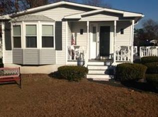 2 Cedar Ln, Rockland, MA 02370