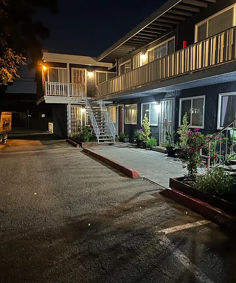 415 S Willard Ave #9 — Photo 16