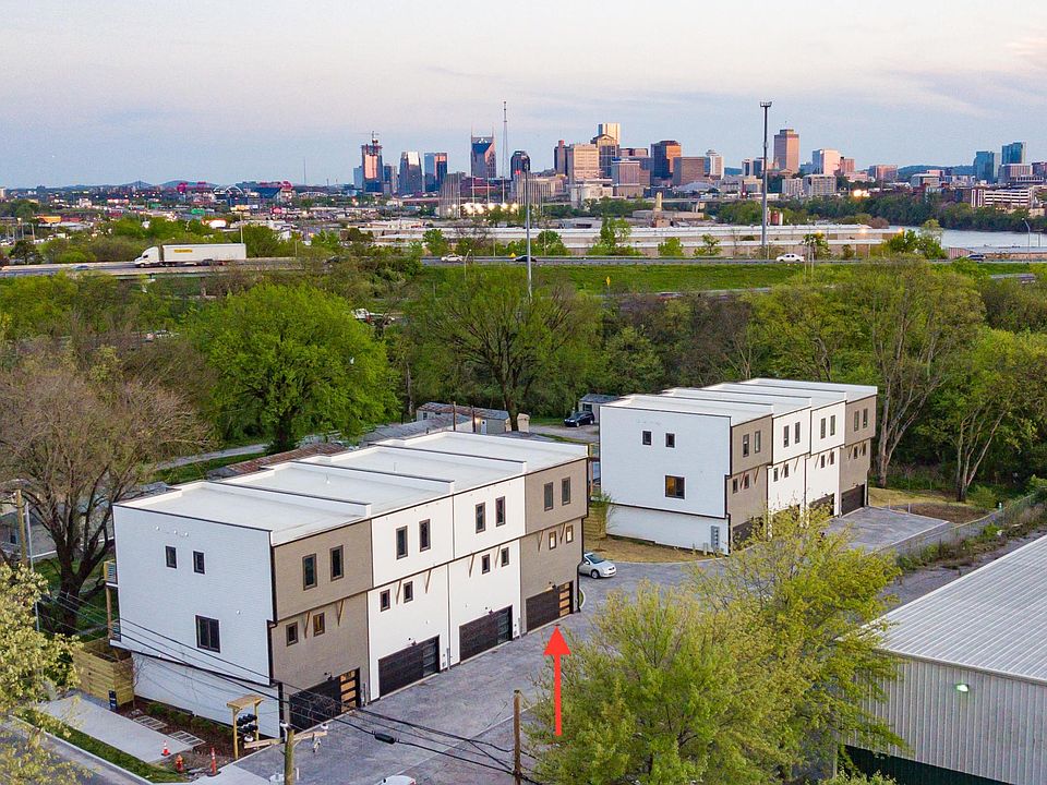 Close to Downtown