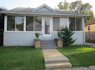 218 E Penning Ave, Wood River, IL