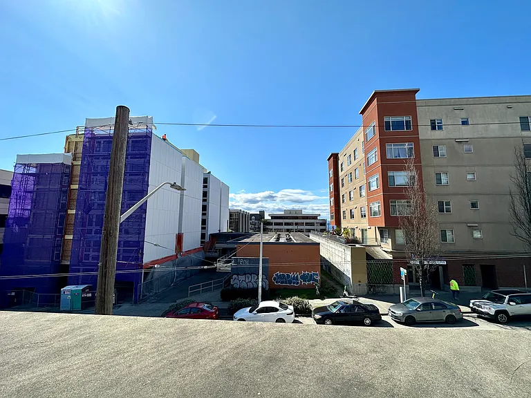 View 420 — Photo 39