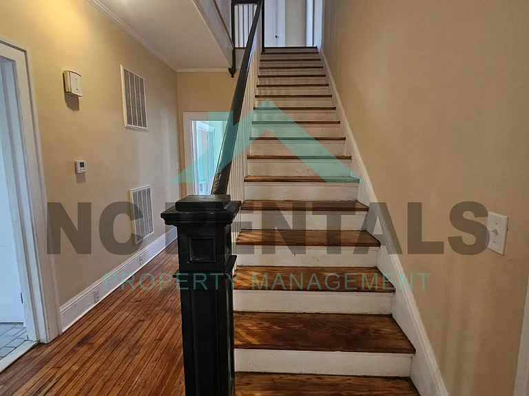 521 Park Pl — Photo 11