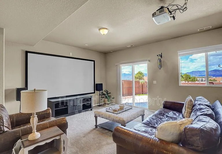 10744 Echo Canyon Dr — Photo 31