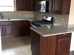 425 S Cass Ave APT 3, Westmont, IL 60559