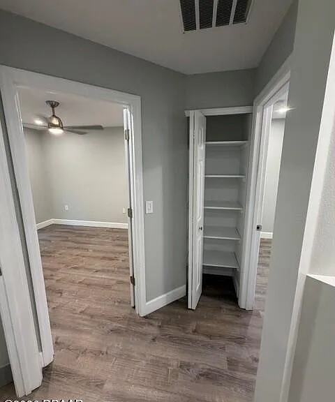6807 Henno Ct — Photo 13