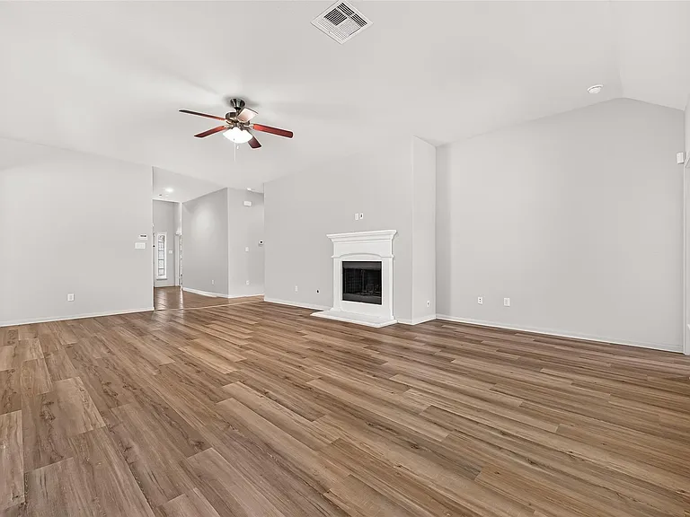 9214 Cavalier Ln — Photo 10