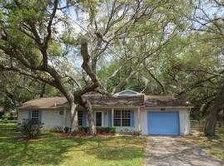 4864 Mockingbird Dr, Dade City, FL 33523