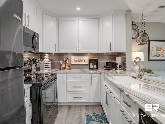 2nd image of 1517 Regency Rd Unit 32
