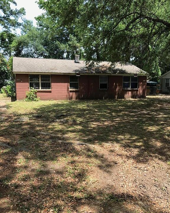 2nd image of 2168 Eleanor Dr