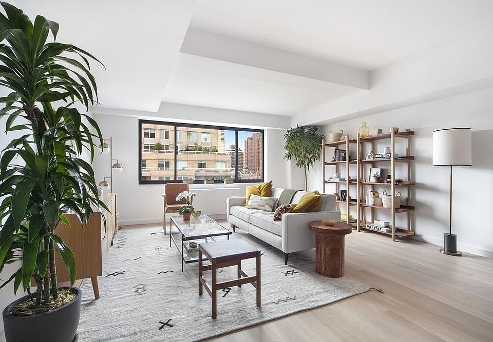 1st image of 200 E 87th St APT 21B
