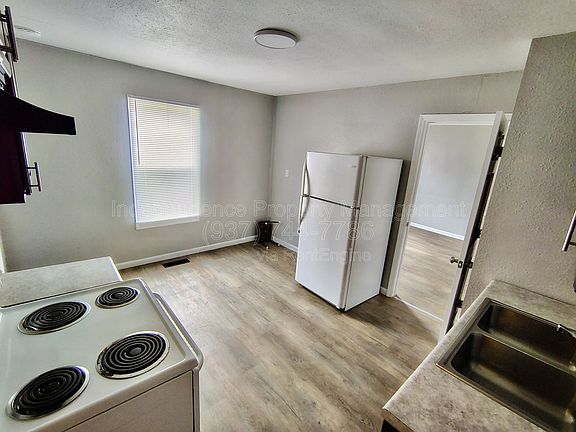 4th image of 3217 Finley St #B