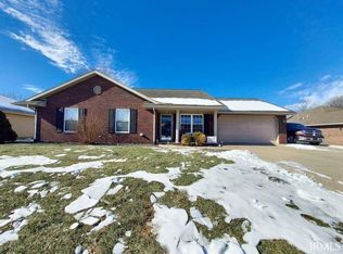 4163 Timberpoint Ct, Jasper, IN 47546
