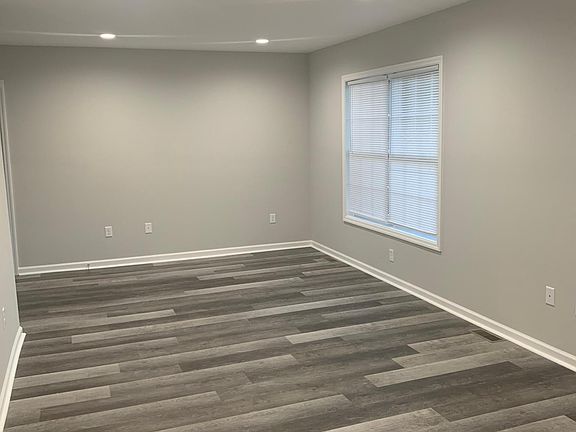 2nd image of 103 Bellevue Dr